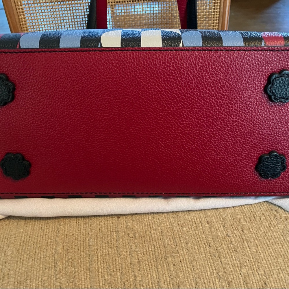 Brighton Fashionista Love Me Do Large Leather Heart Tote, Dust Cover and Pouch - Picture 4 of 11